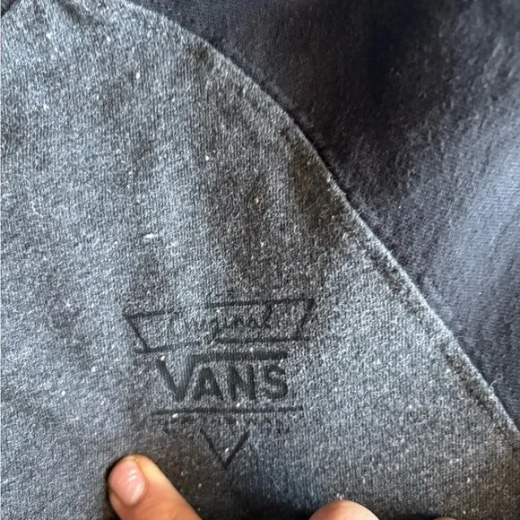 VANS YOUTH Large Gray/black Shortsleeve Tshirt NWOT Collared With Buttons - Picture 6 of 13